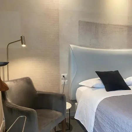 Residenze Ristorante & Diffuso - White 3* Фоджиа