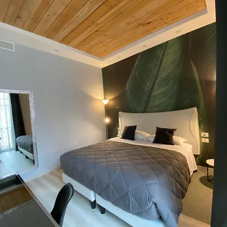 Residenze Ristorante & Diffuso - White