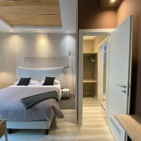 Residenze Ristorante & Diffuso - White