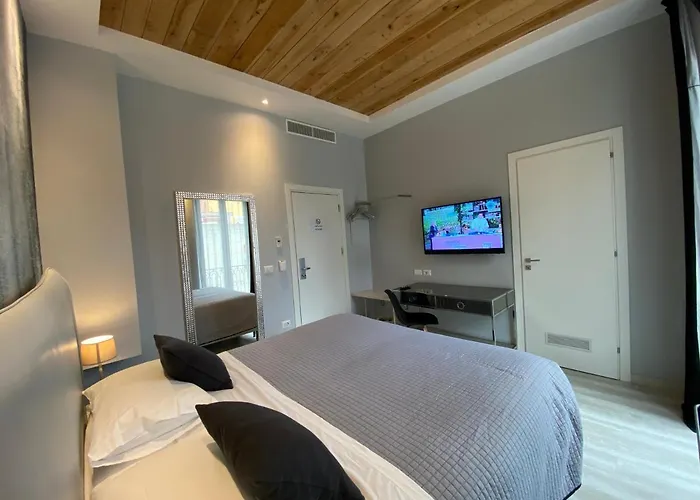 Residenze Ristorante & Diffuso - White