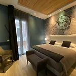 Residenze Ristorante & Diffuso - White 3*