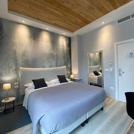 Residenze Ristorante & Diffuso - White ホテル 3*