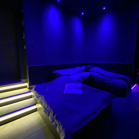 Residenze Ristorante & Diffuso - White ホテル 3*