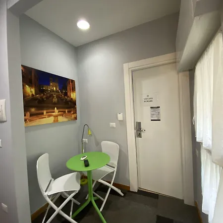 Residenze Ristorante & Diffuso - White ホテル 3*