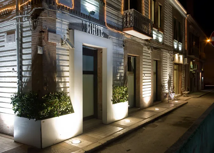 Residenze Ristorante & Diffuso - White 3* 福查